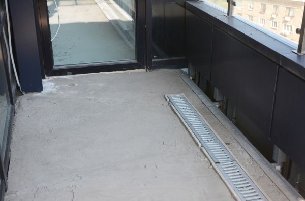 Cost of Veranda Drain Installation in Vienna